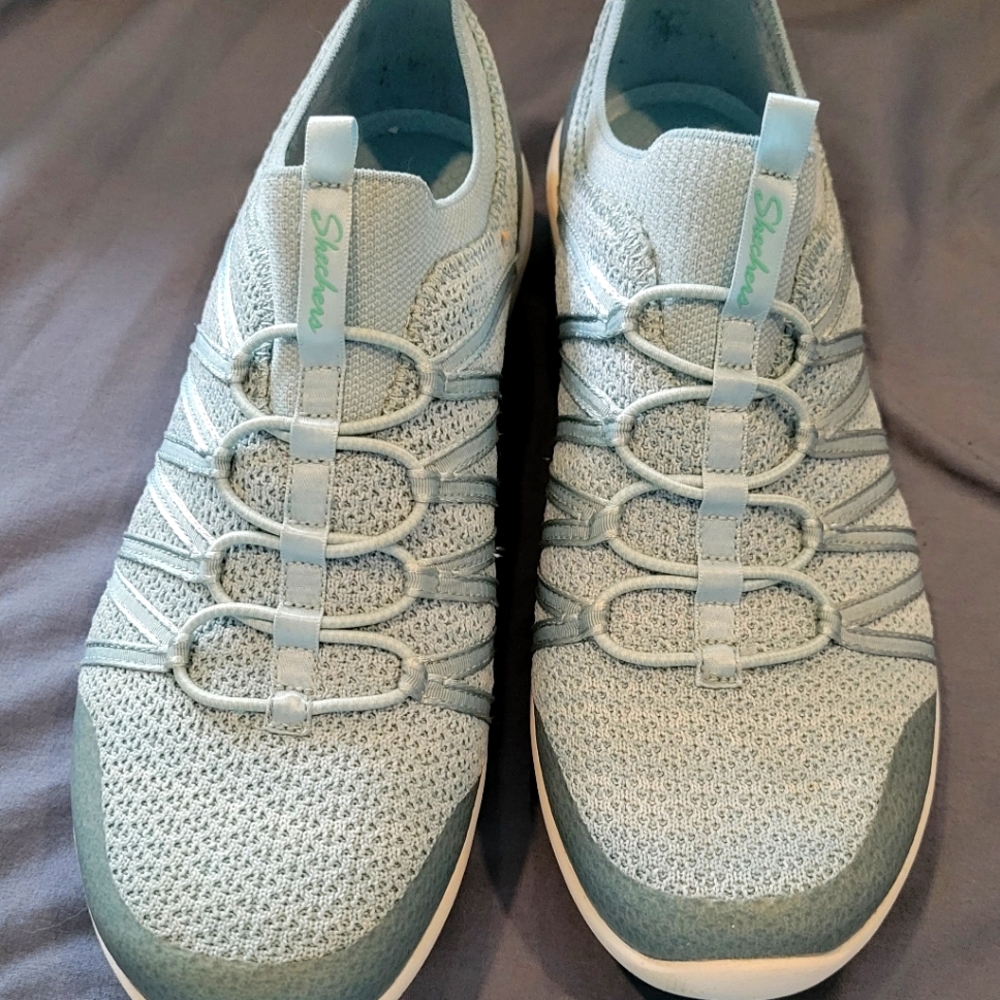 Skechers shoes